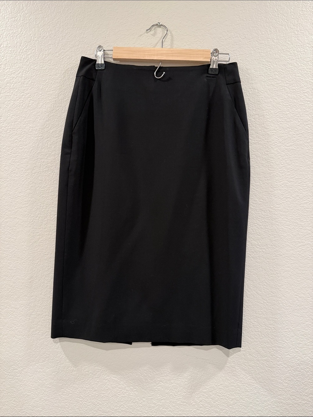 Classiques Entier Black Pencil Skirt